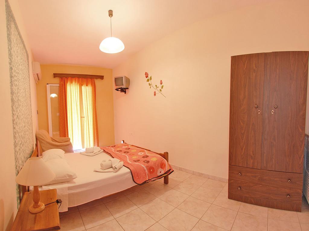 Emilia Apartments Trapezaki  Quarto foto